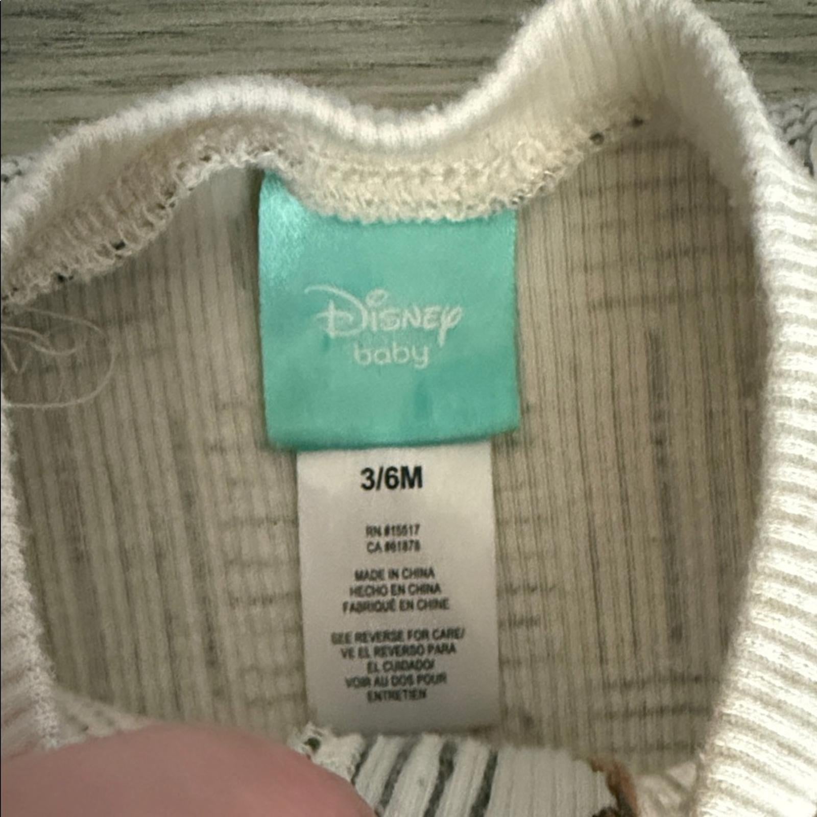 Disney Winnie the Pooh Pattern Kids Footie Pajamas Size 3/6 M